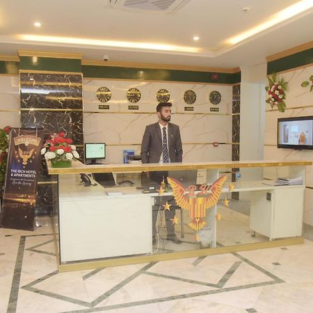 The Rich Hotel & Apartments Lahore Esterno foto